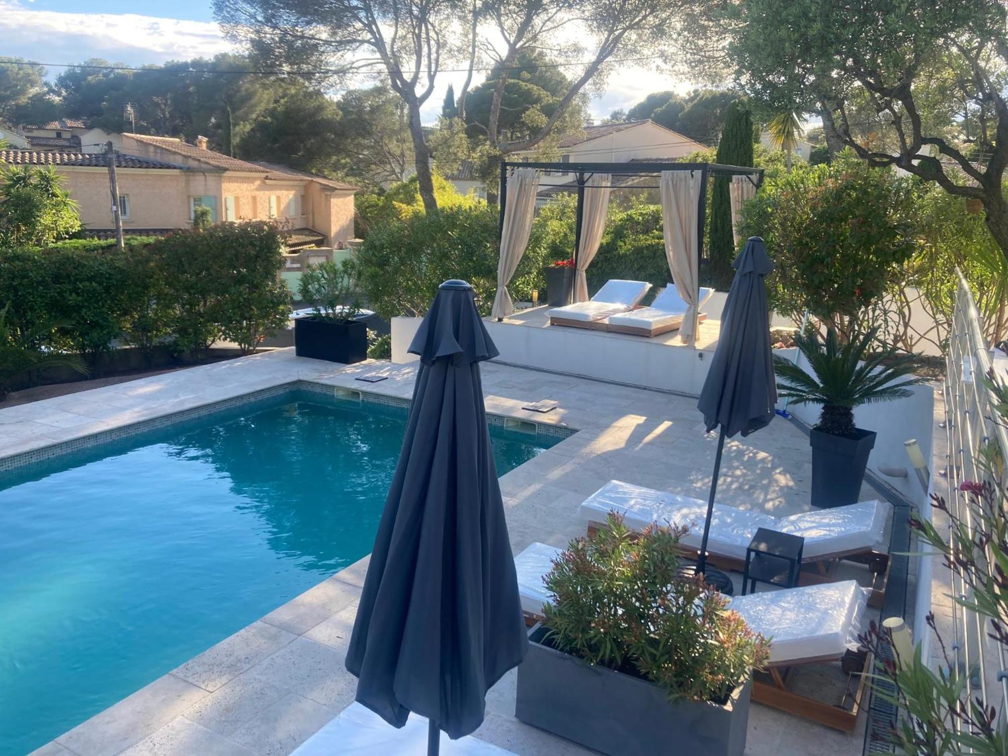 "Les Alizes" Cote Jardin Proche Bord De Mer Saint-Raphaël Exterior foto