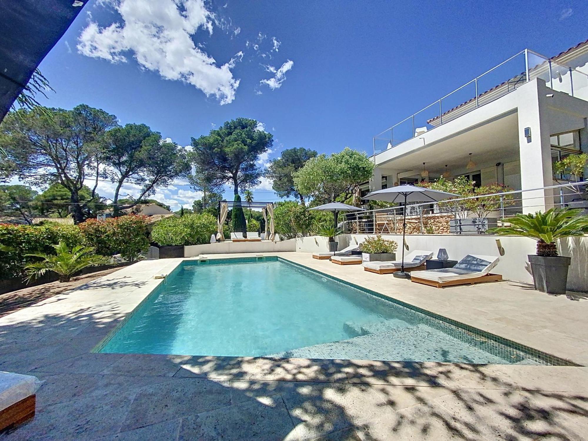 "Les Alizes" Cote Jardin Proche Bord De Mer Saint-Raphaël Exterior foto